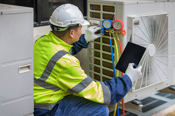 Professional Heat Pump Repair technician working in North Bend, WA